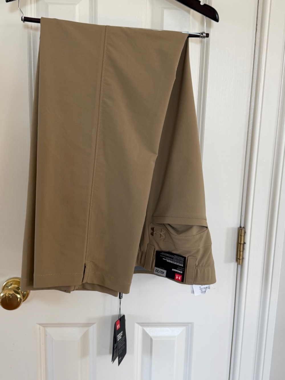 Under Armour Men’s Chino-Style Performance Pants - Khaki Size 32/42 NWT